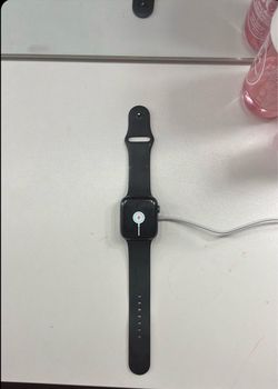 Series 4 Apple Watch 44MM