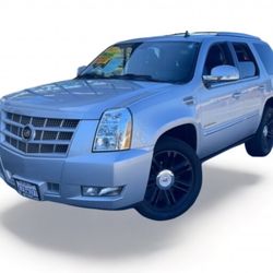 2013 Cadillac Escalade Premium