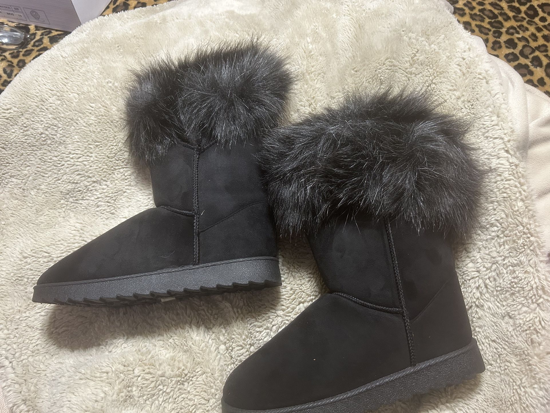 Lady's Boots