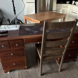 solid wood desk AVAILABLE.        ikea tableSOLD