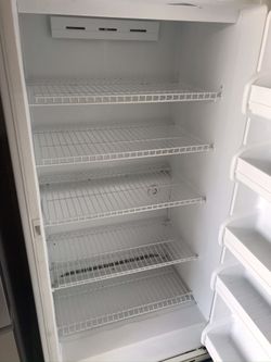 Frigidaire freezer 24 cubic feet