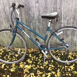 Trek Multitrack 720 Bike