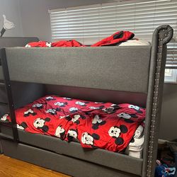 Twin Bunk bed with Trundle