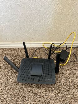 Linksys EA8300 Dual-Band Wireless Router 2200 Mbps 4-Port USB 3.0 Black