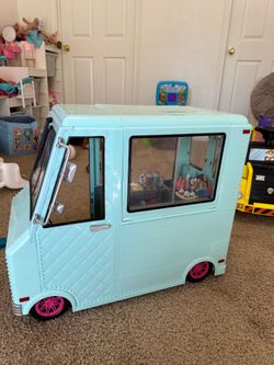 Ice Cream Truck 18-inch Doll