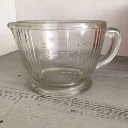Vintage Pyrex Measuring Cup Auction