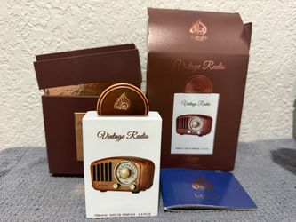 Vintage Radio dupe of Initio Parfums Privés - Paragon