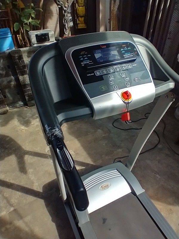 Treadmill Brand Sunny Model SF-T7705