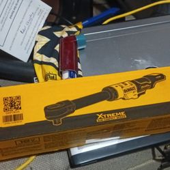 , DeWalt 3/8 Extended Ratchet ,12v 