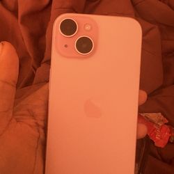 iPhone 15 pink