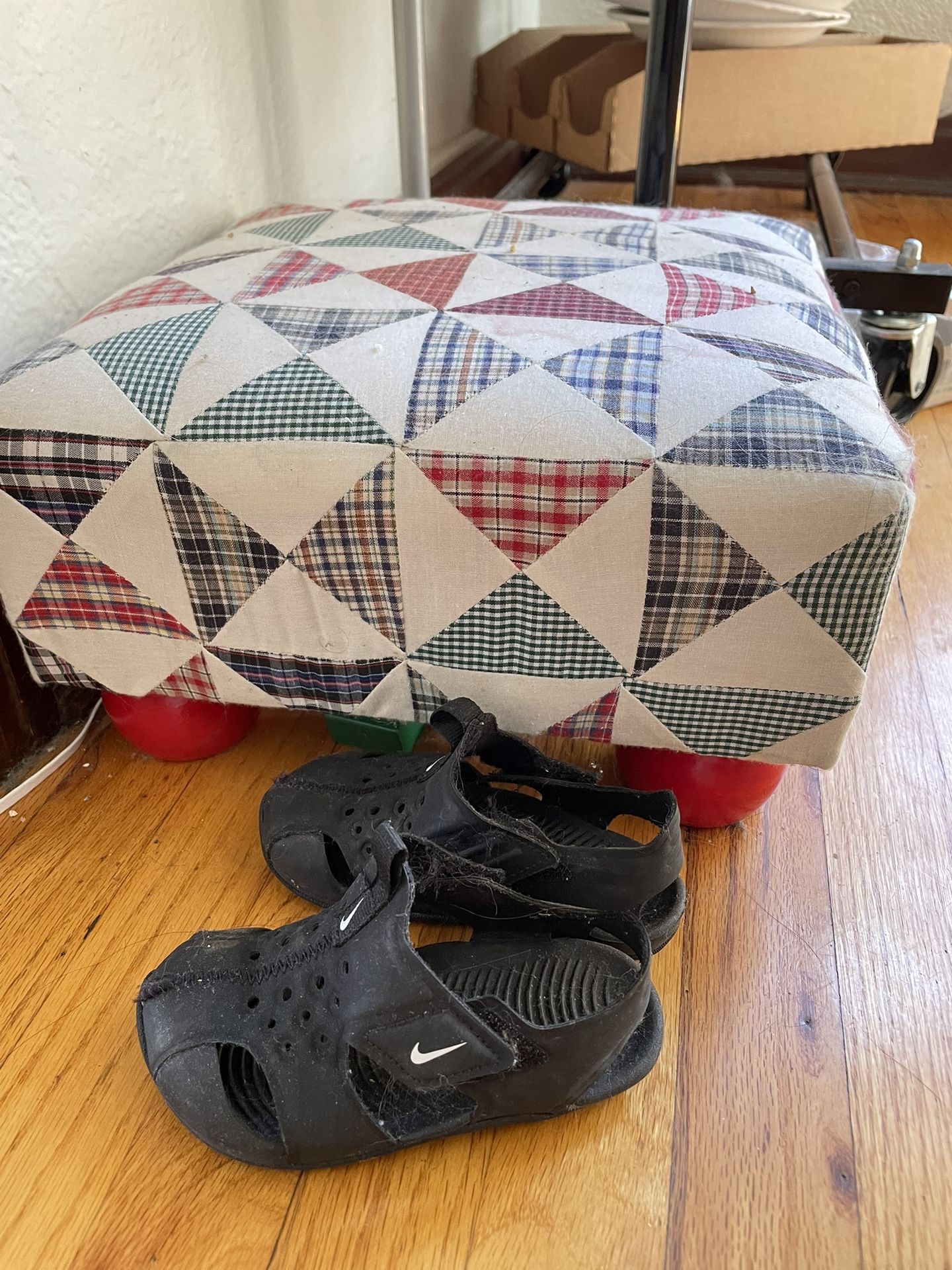 Small Sitting Stool