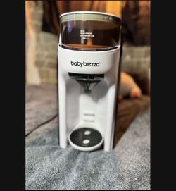 BABY BREEZA Bottle Maker