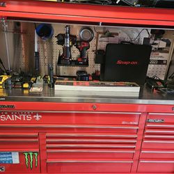 Classic 96 Snapon Tool Box With Hutch 