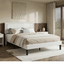 Queen size bed frame + mattress 