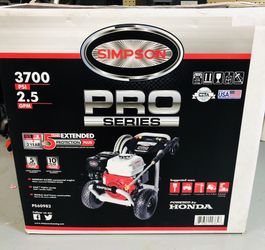 Simpson 3700 PSI Pro Series Gas Pressure Washer Powered By
