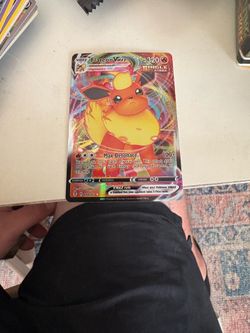 Pokémon FlareonVmax