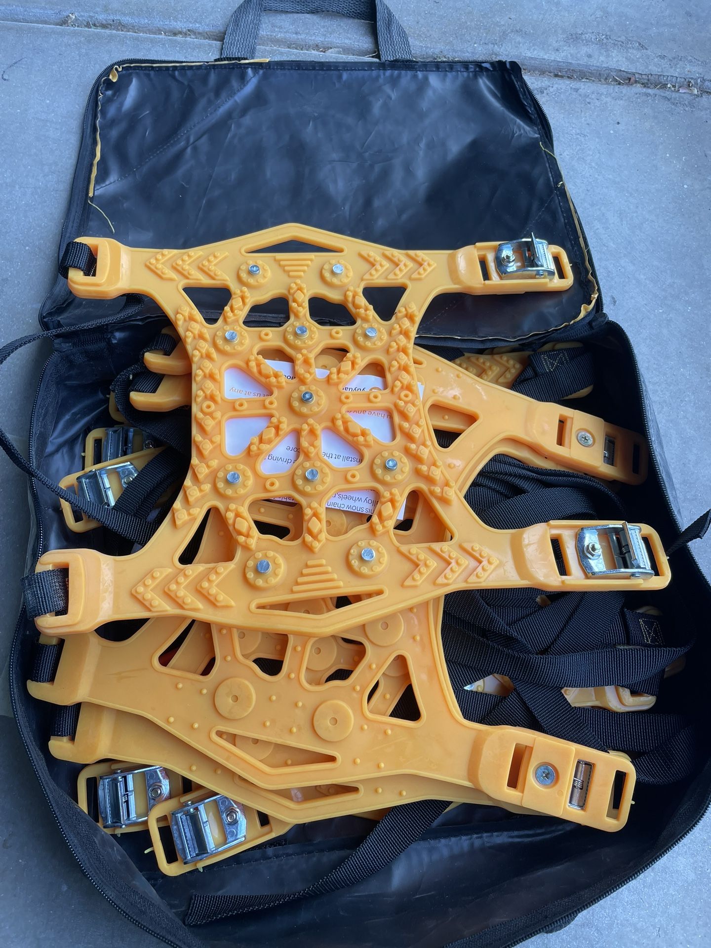 Free New SUV Snow Chains - MURRIETA Ca.