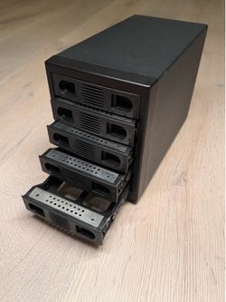 SYBA 5-bay USB3 RAID hard drive enclosure