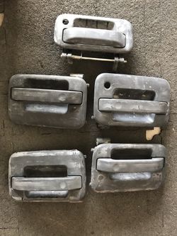 Ford F-150 tailgate and door handles