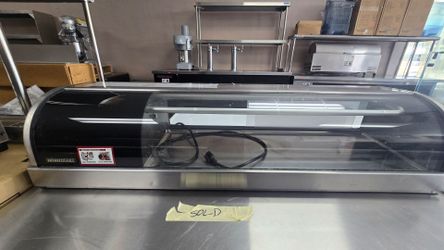 Hoshizaki sushi case