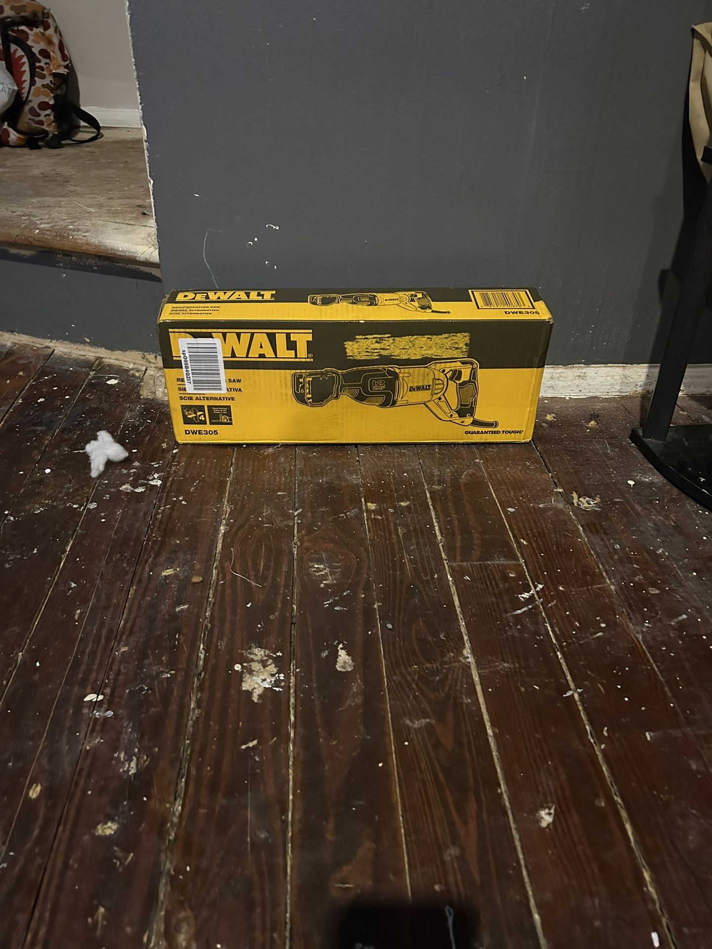 Dewalt Electric Saw