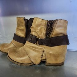 Womens Size 6 Ankle Boots
