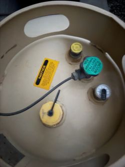 120  gallon propane tank