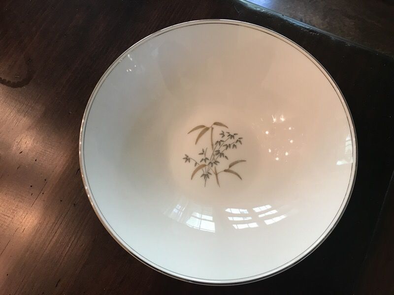 Noritake China Bowl - Bumburg pattern 9 inches in diameter and 2 3/4 inches deep