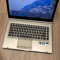 Hp Elitebook 8470 Corei5 -3320 8gb Ram 256gb SSD Win 11