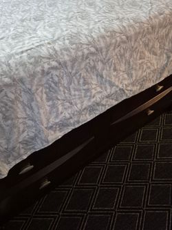 Solid wood queen bed