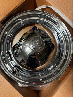 VW Four 5x205 chrome 15” rims and caps