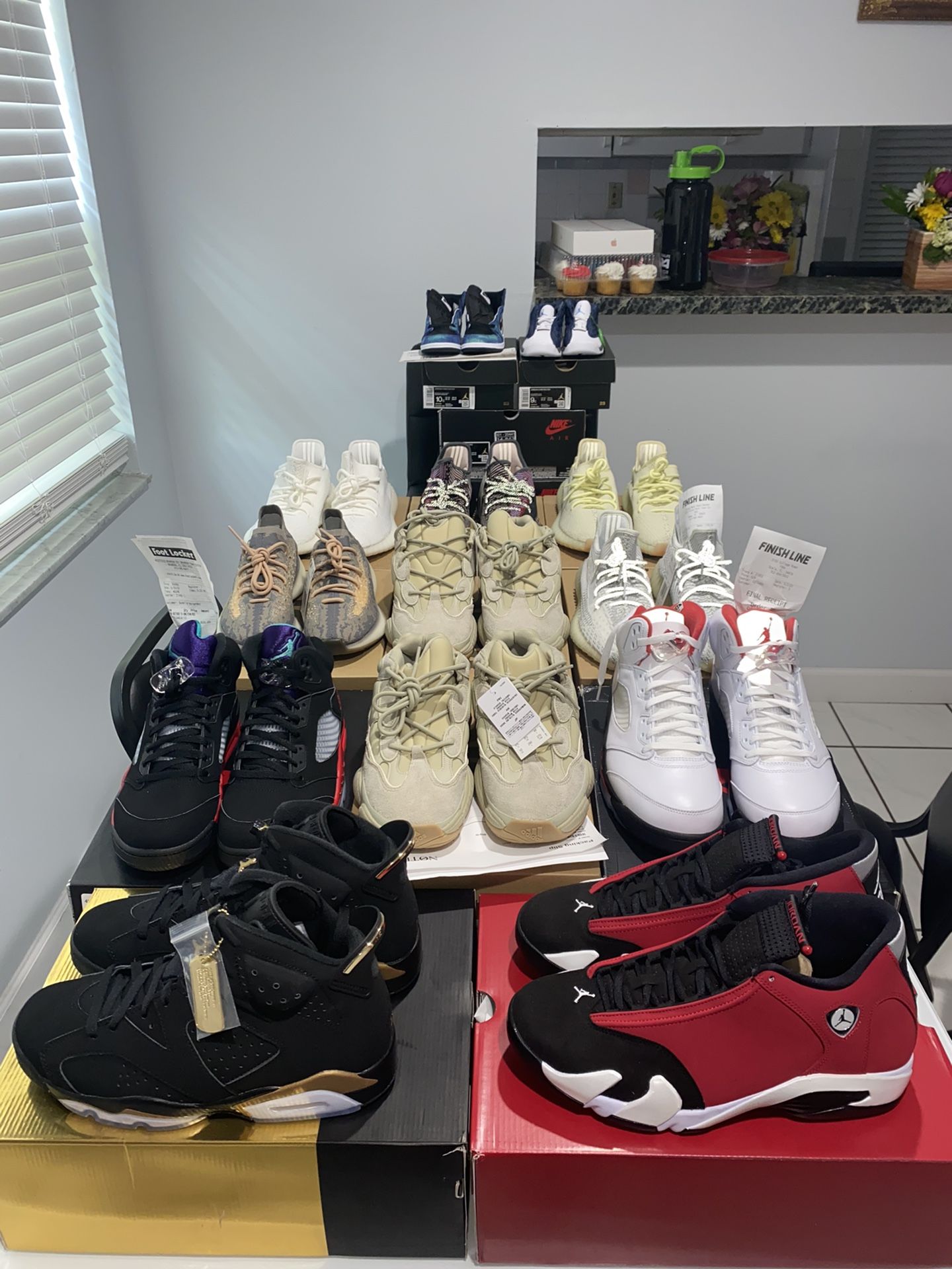 Yeezy And Air Jordan Collection All DS Sizes 8-11.5 All Comes W/ Receipts
