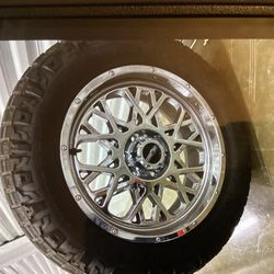 Big Time H2 Hummer Wheel & Tires (275/60R20) 