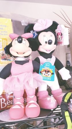 Older minnie mouse applause figures, new