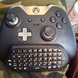 Xbox One Elite Controller With Chatpad