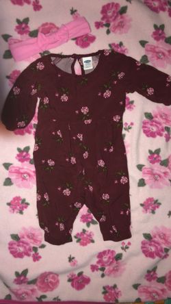 Old navy baby girl romper