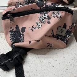 Vans Floral Fanny Pack (MOVING NEED GONE )