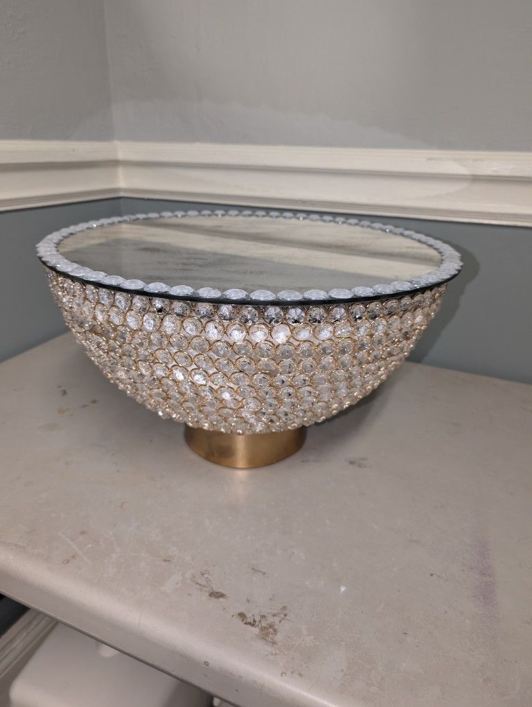 Cake Holder