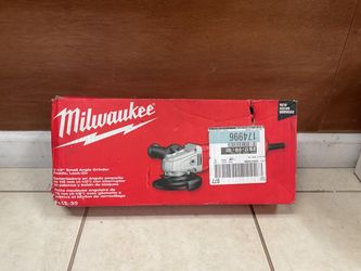 MILWAUKEE 6142-30 4-1/2" 11A ANGLE GRINDER - NEW in BOX