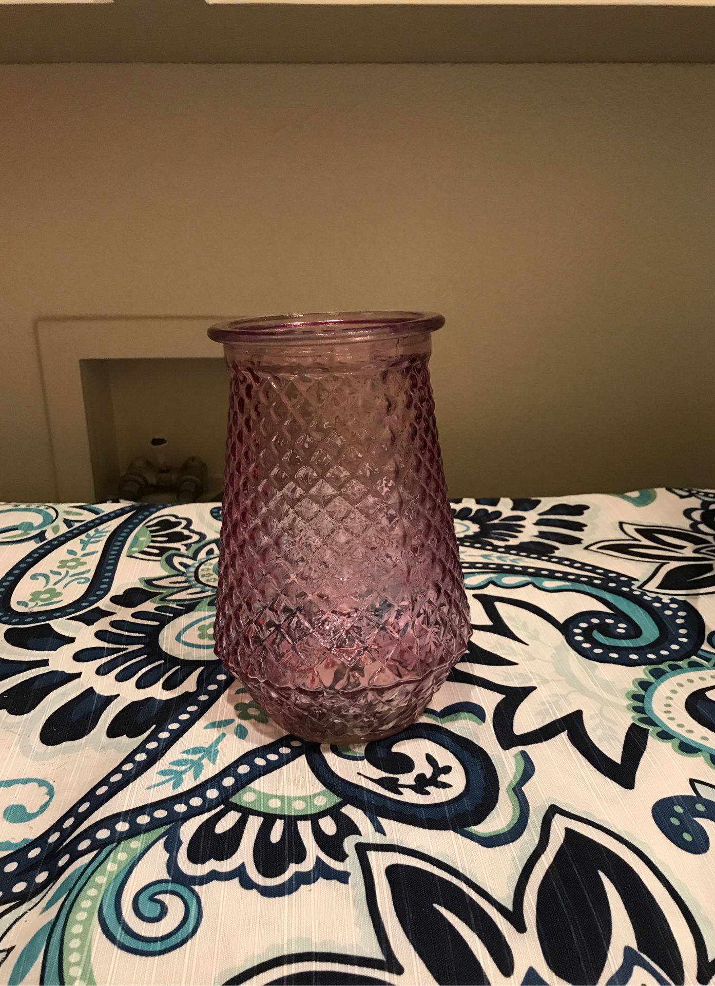 Purple/pink flower vase