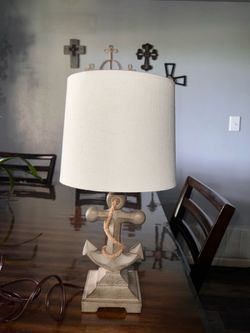 Anchor Lamp $10