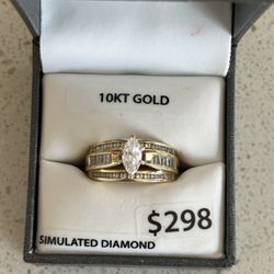 10KT Gold Diamond Ring