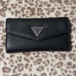 guess wallet