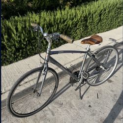 Bianchi Torino Urban bicycle- Grey/Silver In Great Condition