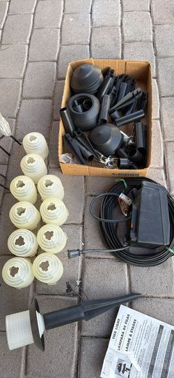 Intermatic Malibu Outdoor 11 Light Set with transformer and wire