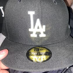 Brand New Black N White La Hat Size 7 3/8