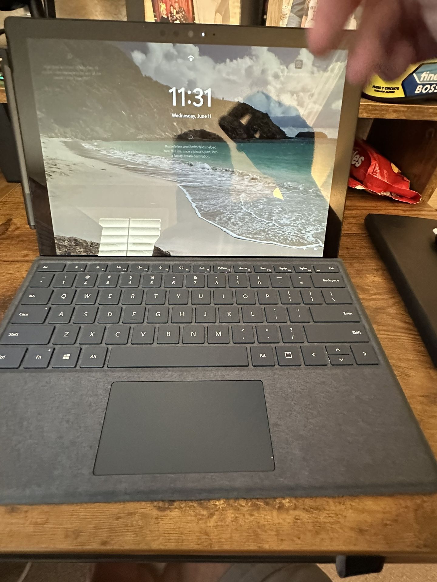 Laptop - Surface 6 Pro