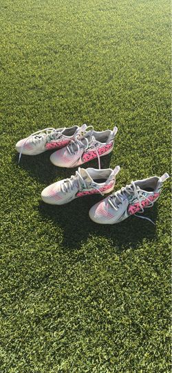 Football cleats