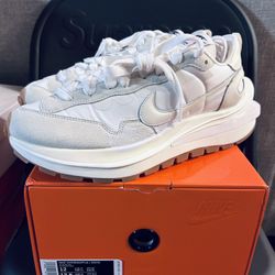 Nike Vaporwaffle sacai Sail Gum