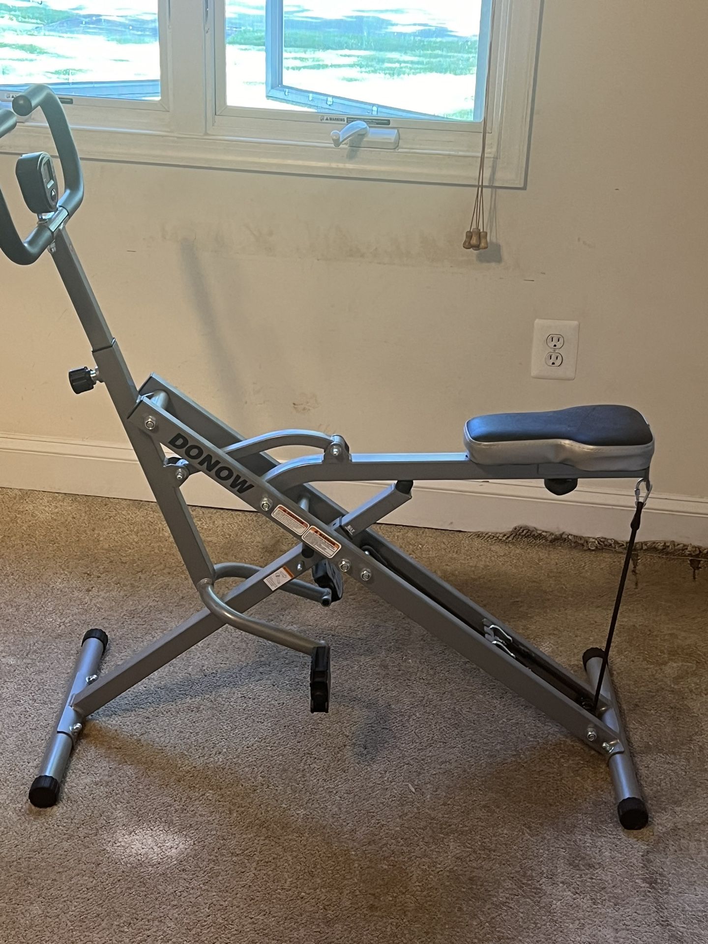 Denow/ exercise Equipment